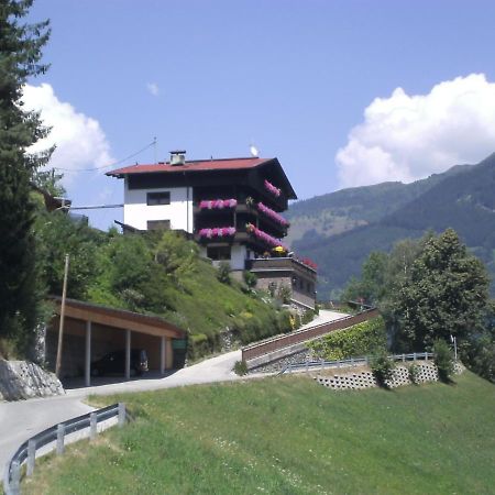 Gastehaus Rieser Otel Ried im Zillertal Dış mekan fotoğraf