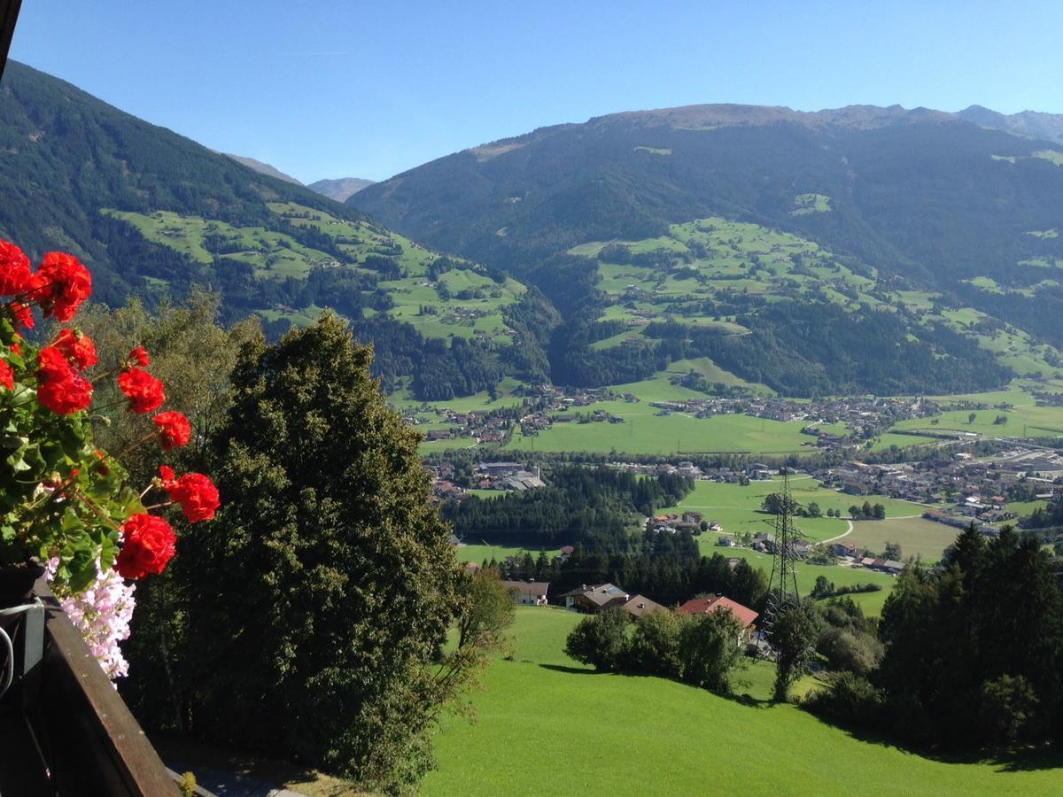 Gastehaus Rieser Otel Ried im Zillertal Dış mekan fotoğraf